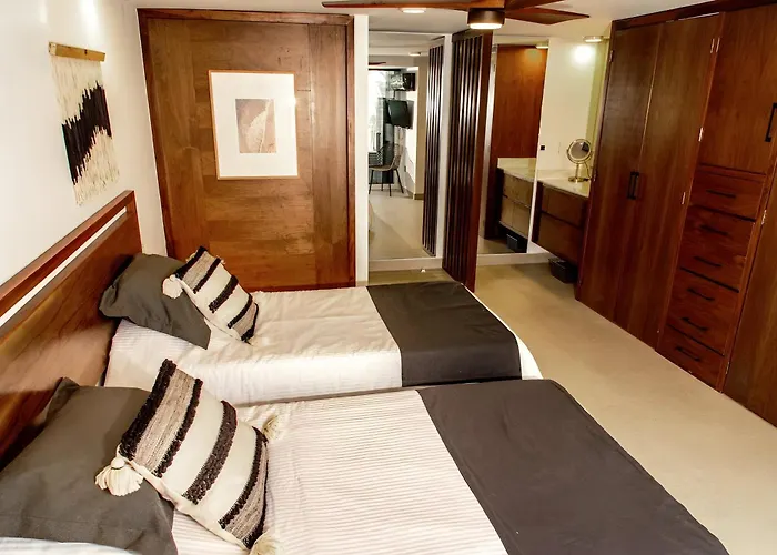 Near The With Terrace #10 Apartamento